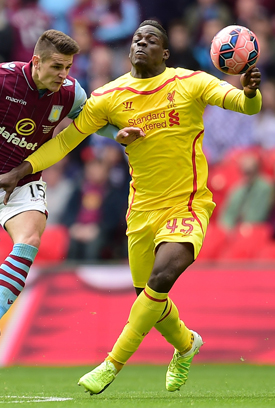 Mario Balotelli (Liverpool) Puma evoACCURACY