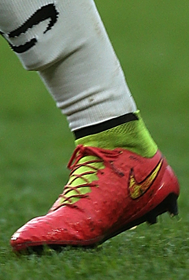 Samir Carruthers (MK Dons) Nike Magista Obra