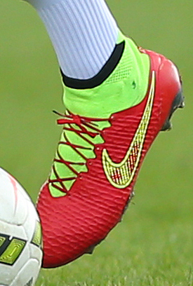 Abdelkarim Hassan (Qatar) Nike Magista Obra
