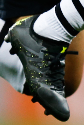 Jadson (Corinthians) adidas X15.1