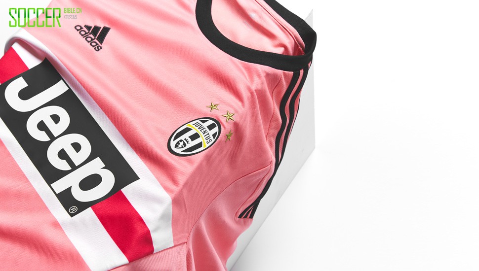 juve-away-closer-look-img6
