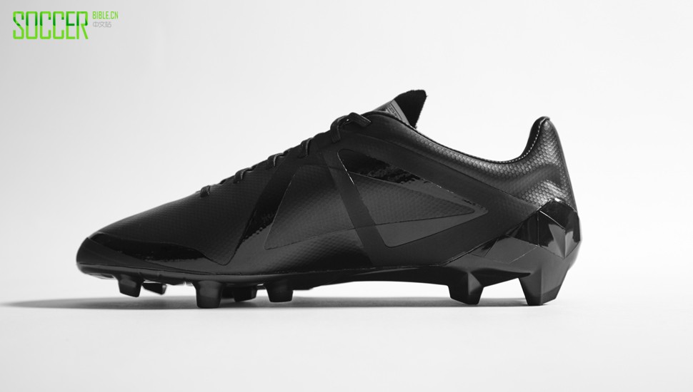 umbro-velocita-blackout-img5