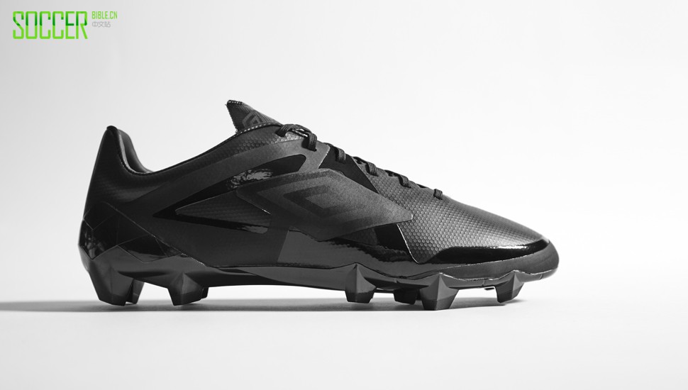 umbro-velocita-blackout-img6