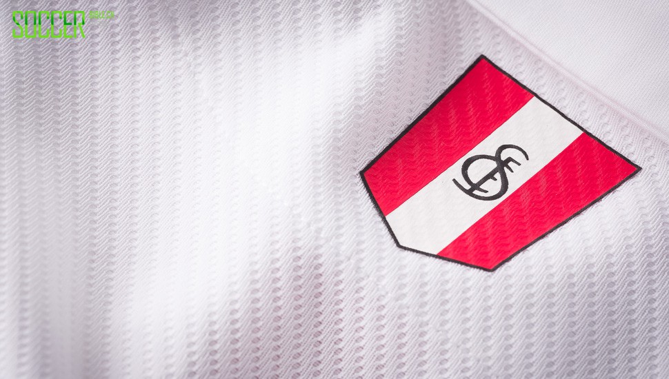 new-balance-sevilla-3