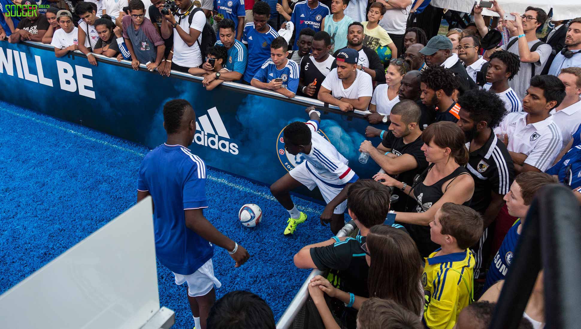 HarlemֲЯϴ˹һͬӭжŦԼ