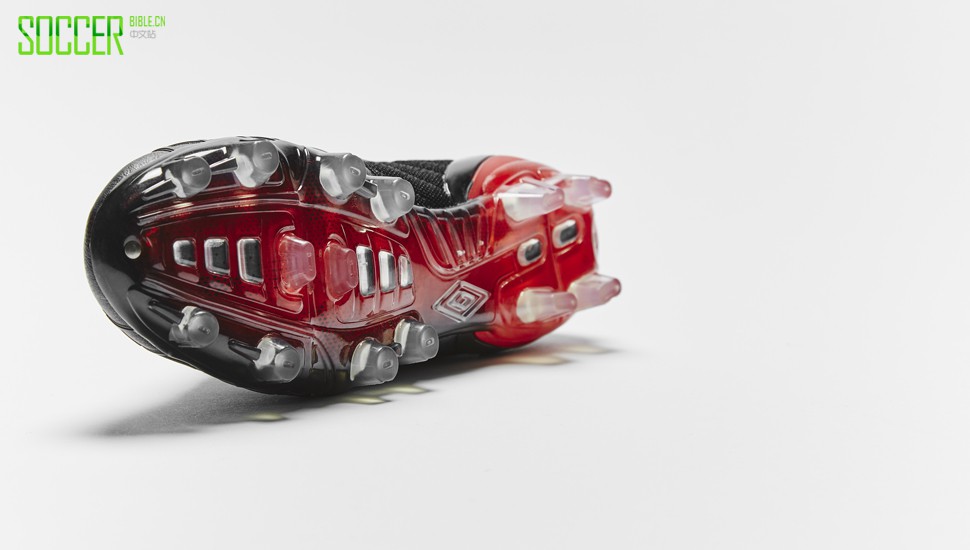 umbro-ux-2-red-black-13