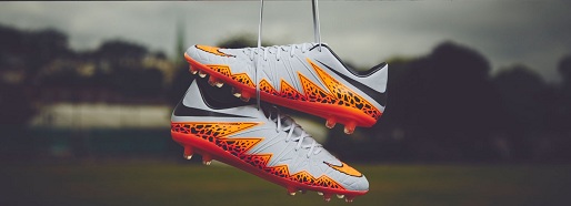 ʵ������: Nike Hypervenom Phinish II����Ь