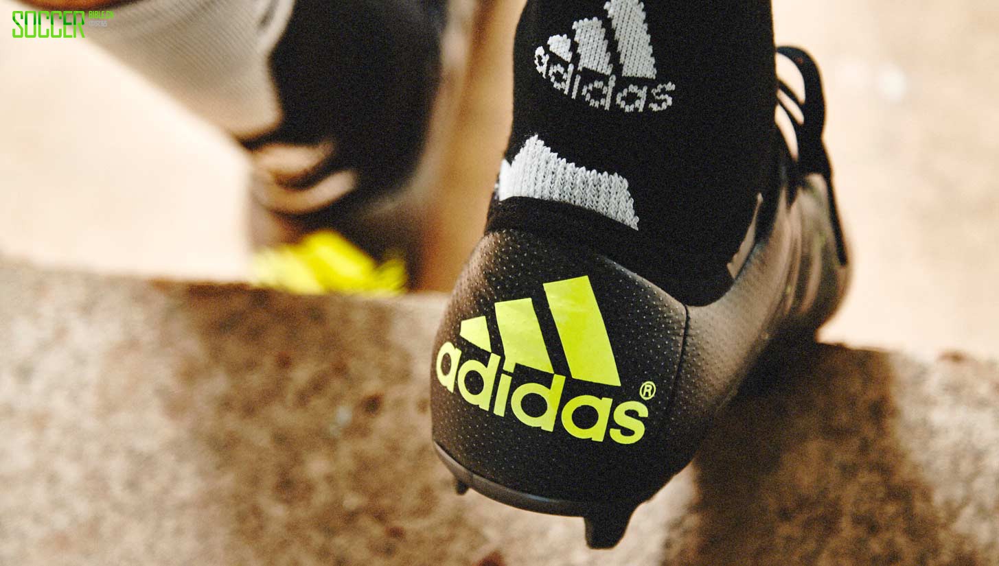 Adidsa X15.1Ь
