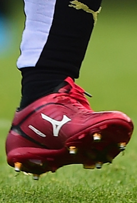 Shinji Okazaki (Leicester City) Mizuno Basara