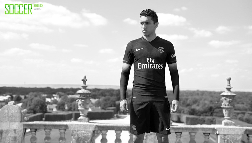 psg-3rd-kit-15-16-nike-img4
