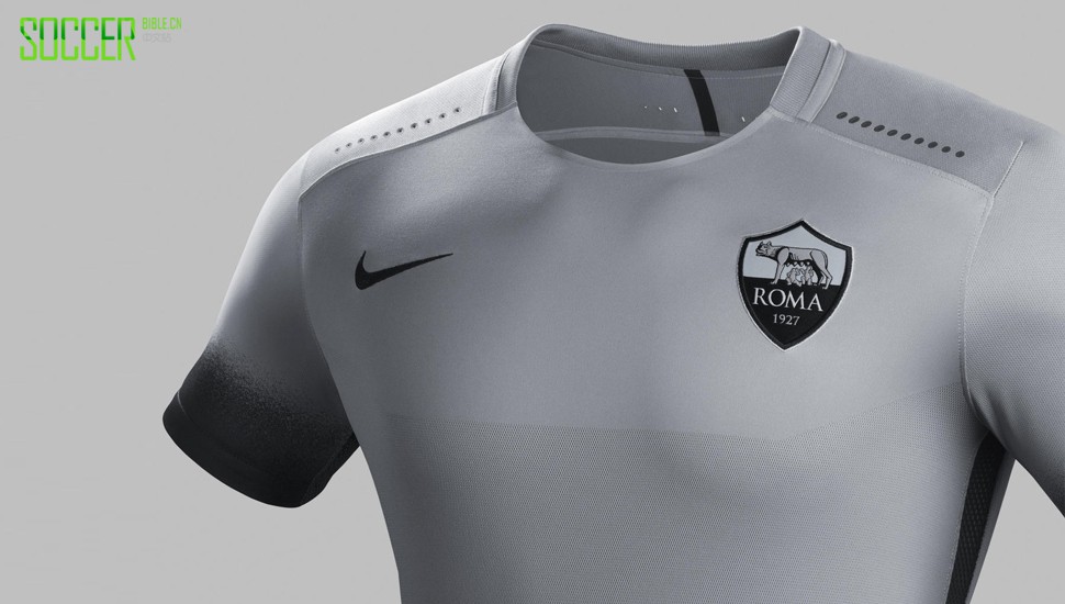roma-third-nike-img3