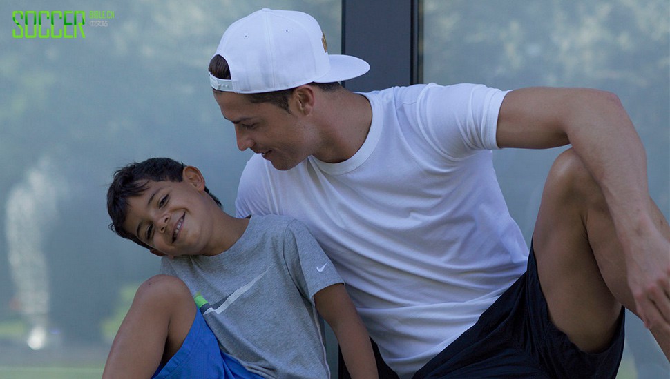 cr7-film-preview-img3