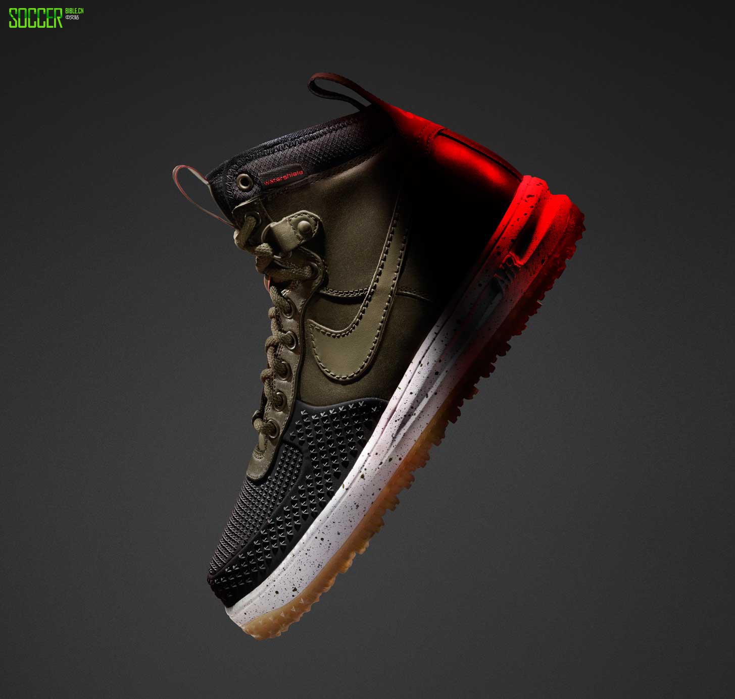 耐克推出2015假日运动靴系列