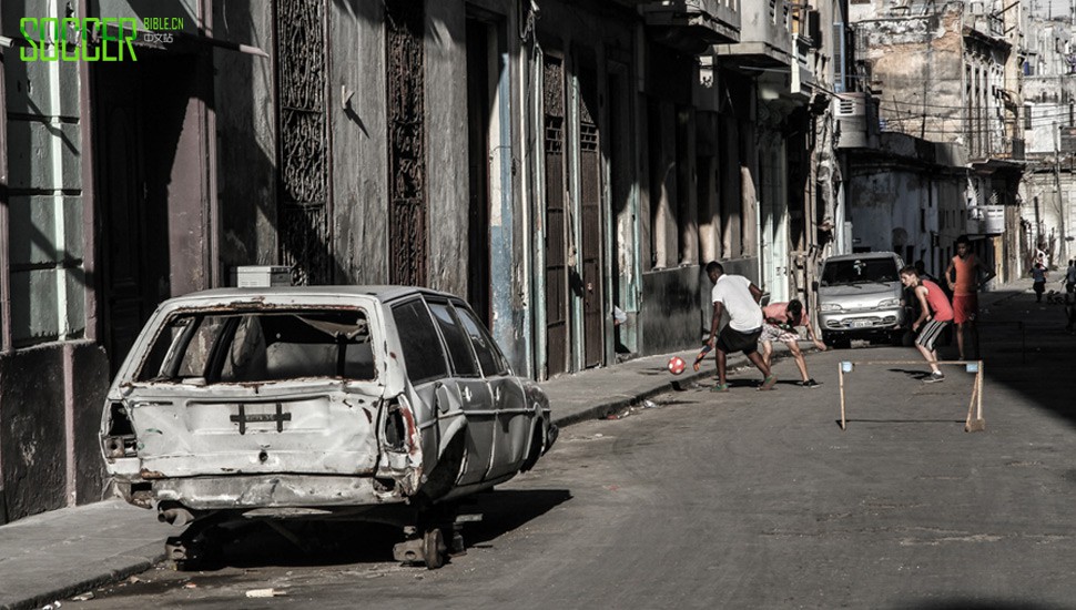 gabriel-uchida-cuba-soccerbible-12