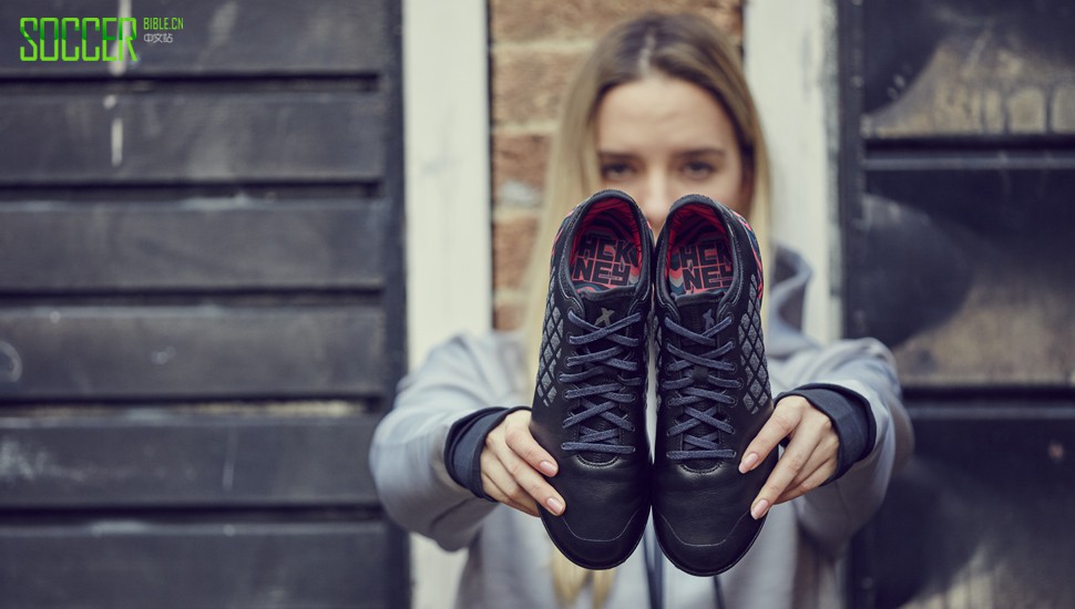 hackney-adidas-soccerbible-24