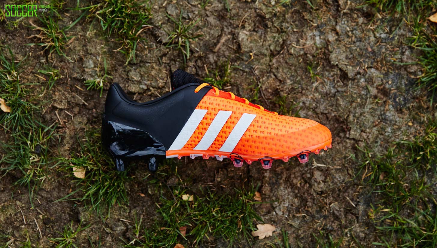 ace-primeknite-soccerbible-adidas-7
