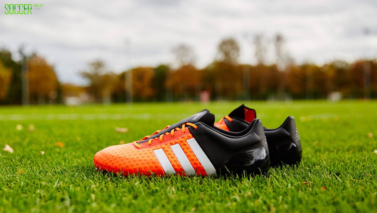 ace-primeknite-soccerbible-adidas-10
