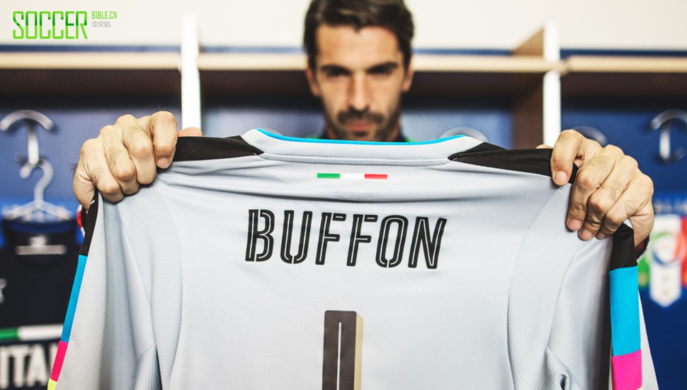 puma-italy-home-kit-soccerbible-11