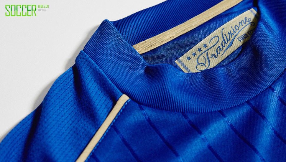 italy-soccerbible-16-closer-look-12