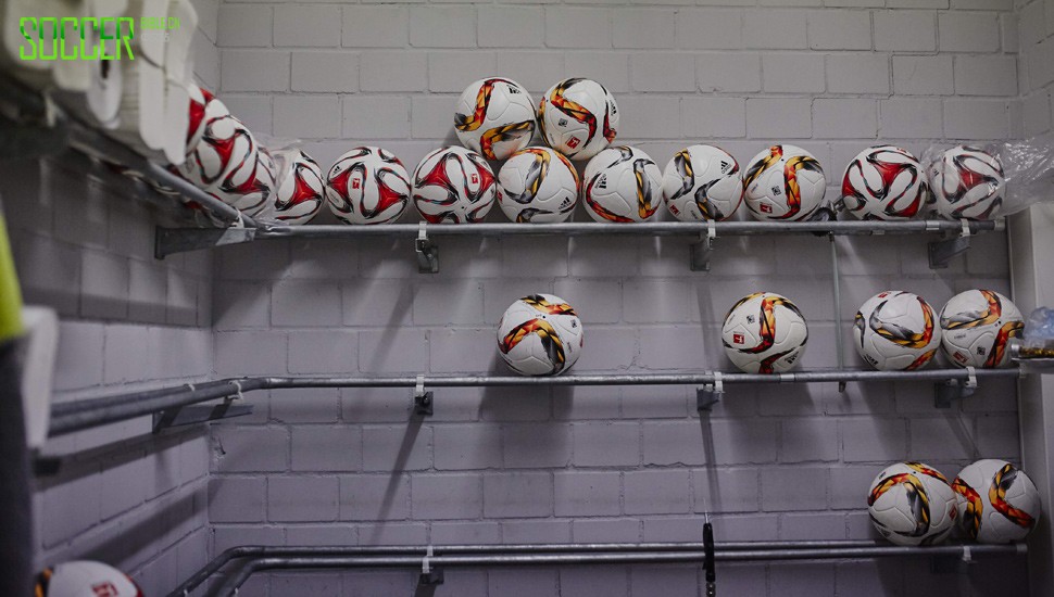 dortmund-behind-the-scenes-soccerbible-3