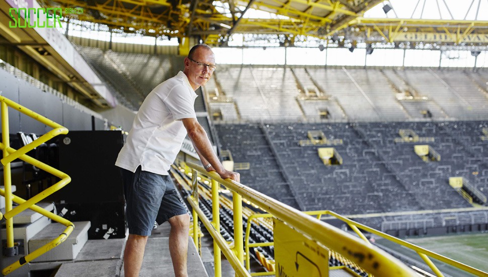 dortmund-behind-the-scenes-soccerbible-10