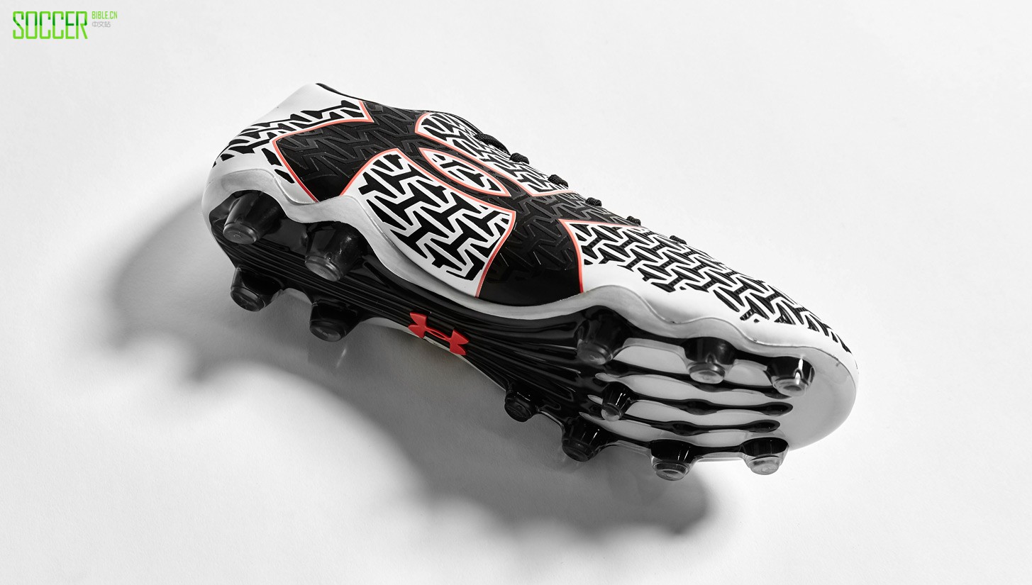 clutchfit-2-blk-wht-red-img1
