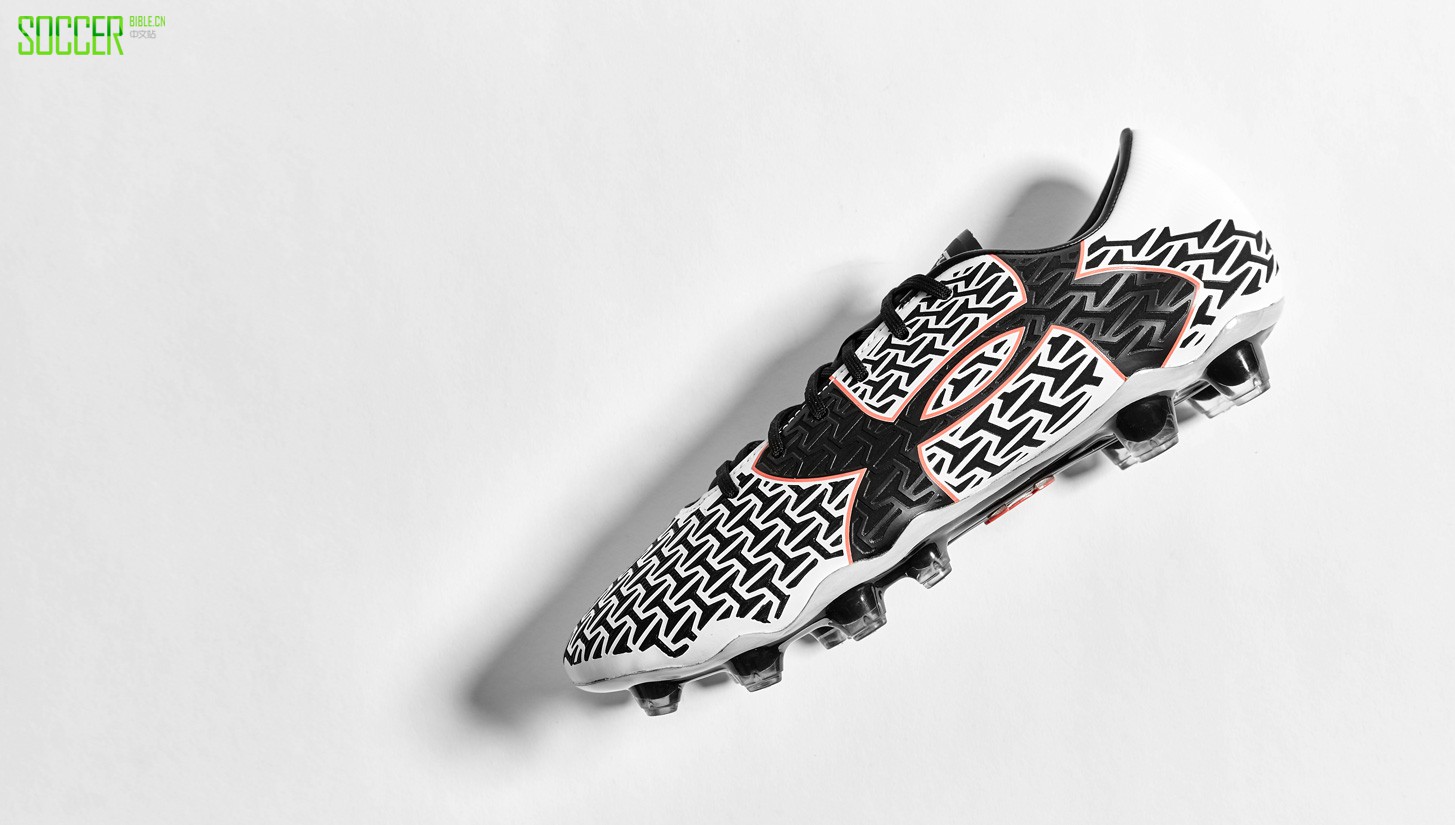 clutchfit-2-blk-wht-red-img2