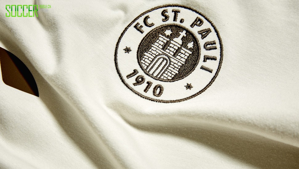 st-pauli-4th-shirt-soccerbible-5
