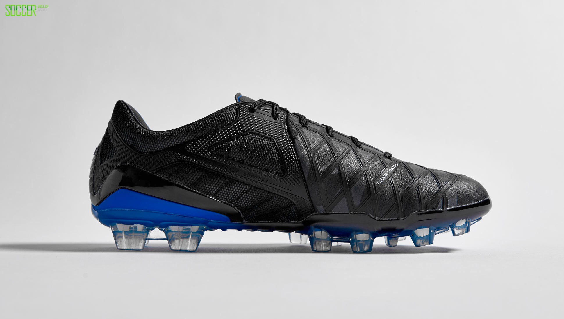 umbro-ux2-blk-blue-img3