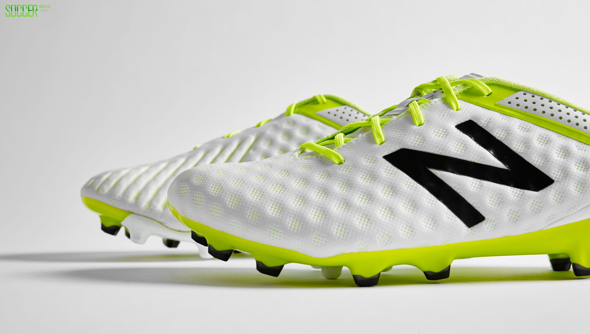 nb-visaro-white-yellow-img7