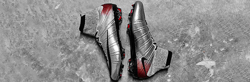 Closer Look | Nike Mercurial Superfly <font color=red>CR7</font> Quinhentos : Football Boots : Soccer Bible