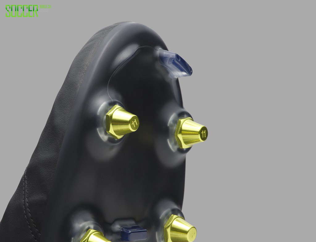 �Ϳ�Anti-Clog Traction