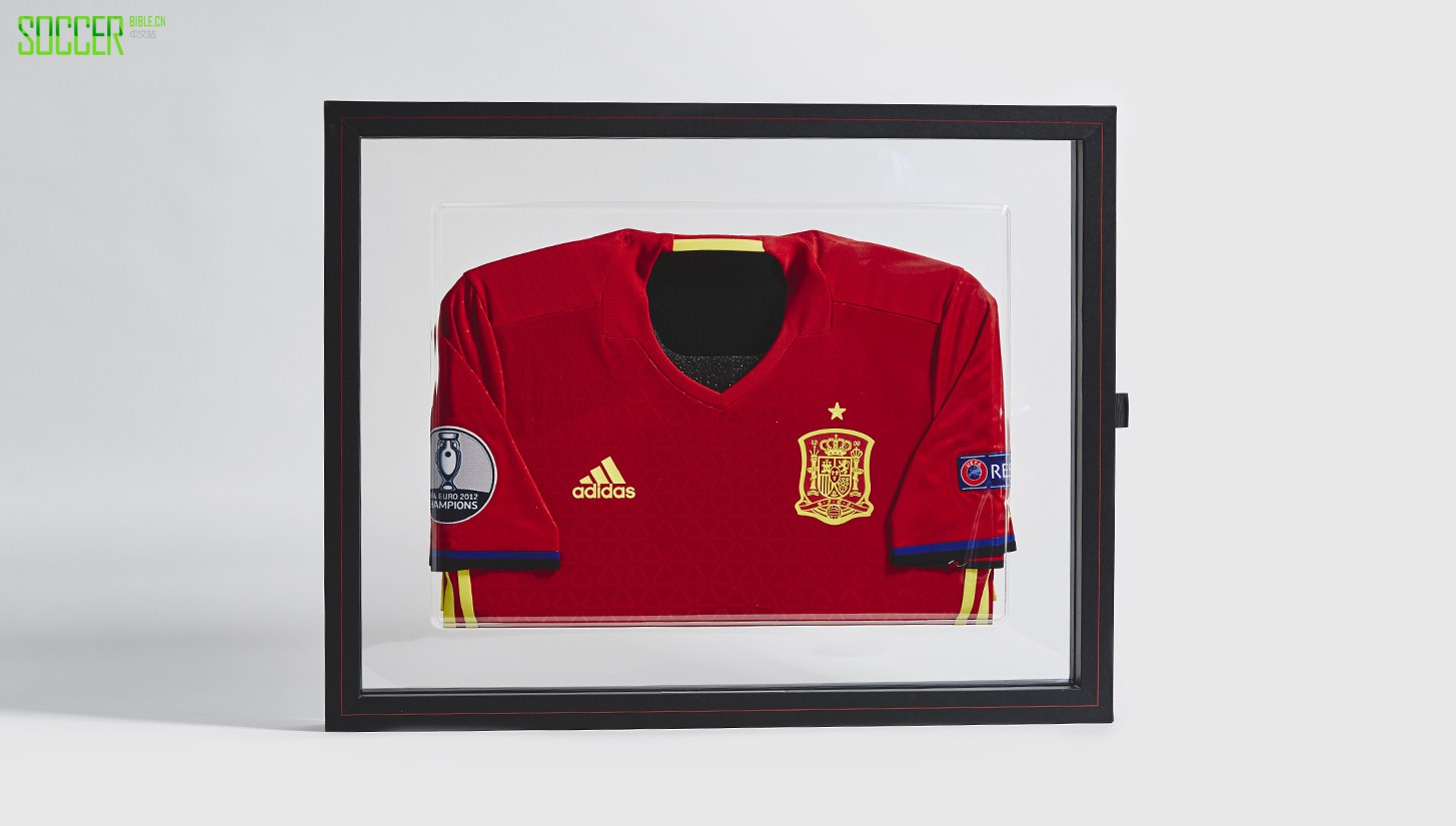 adidas-pres-cases-int-img1