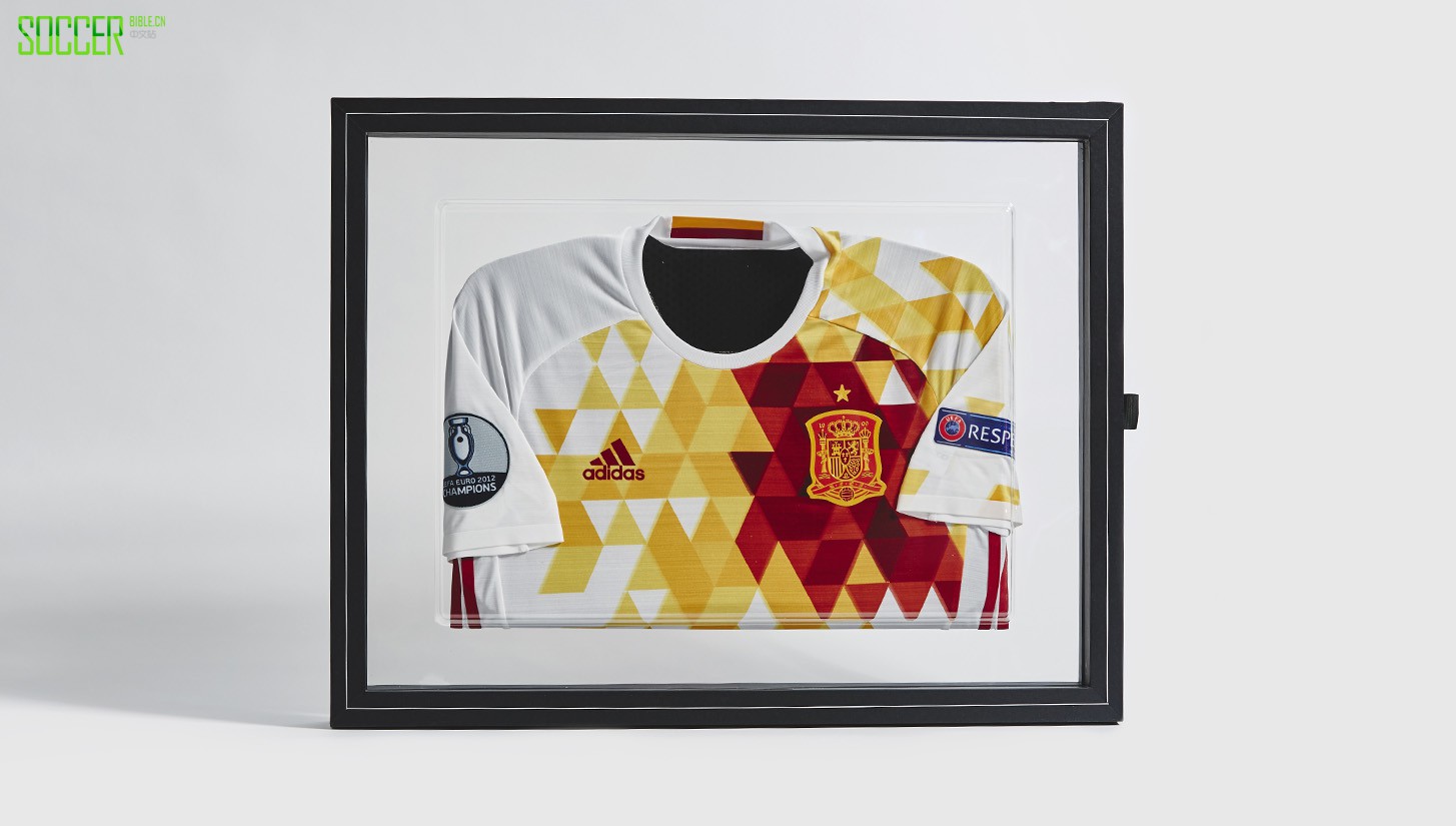 adidas-pres-cases-int-img2