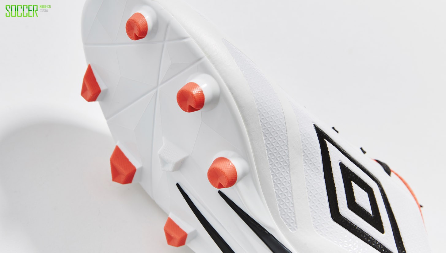 umbro-velocita-11-white-4