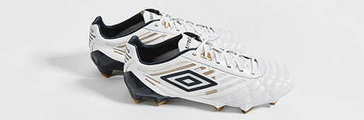 Umbro Medusae "White/Carbon/Gold" : Football Boots : Soccer Bible