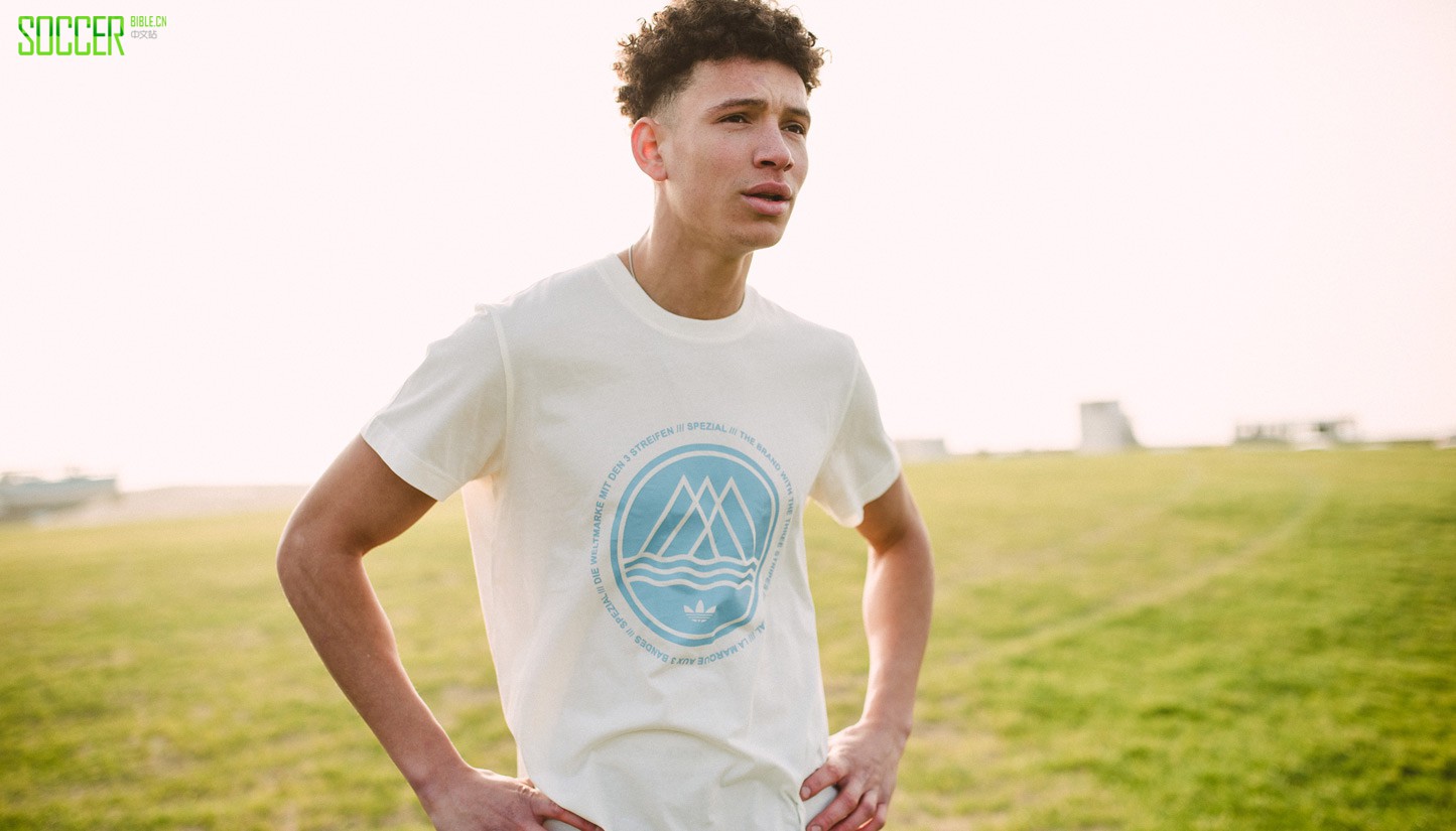 jumpers-for-goalposts-matt-stansfield-5