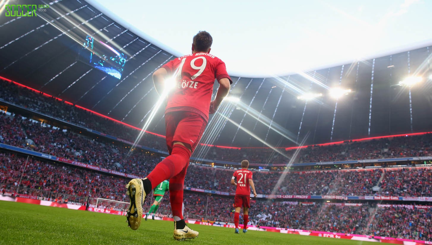 gotze-gold-nike-img1