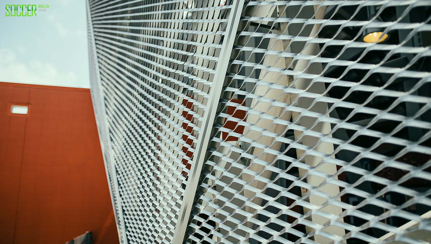 houston-v-la-framed-60