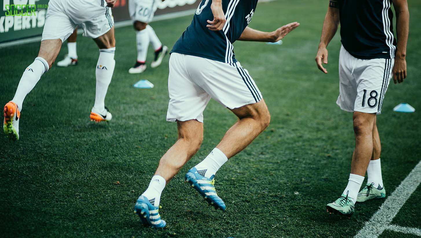 houston-v-la-framed-72