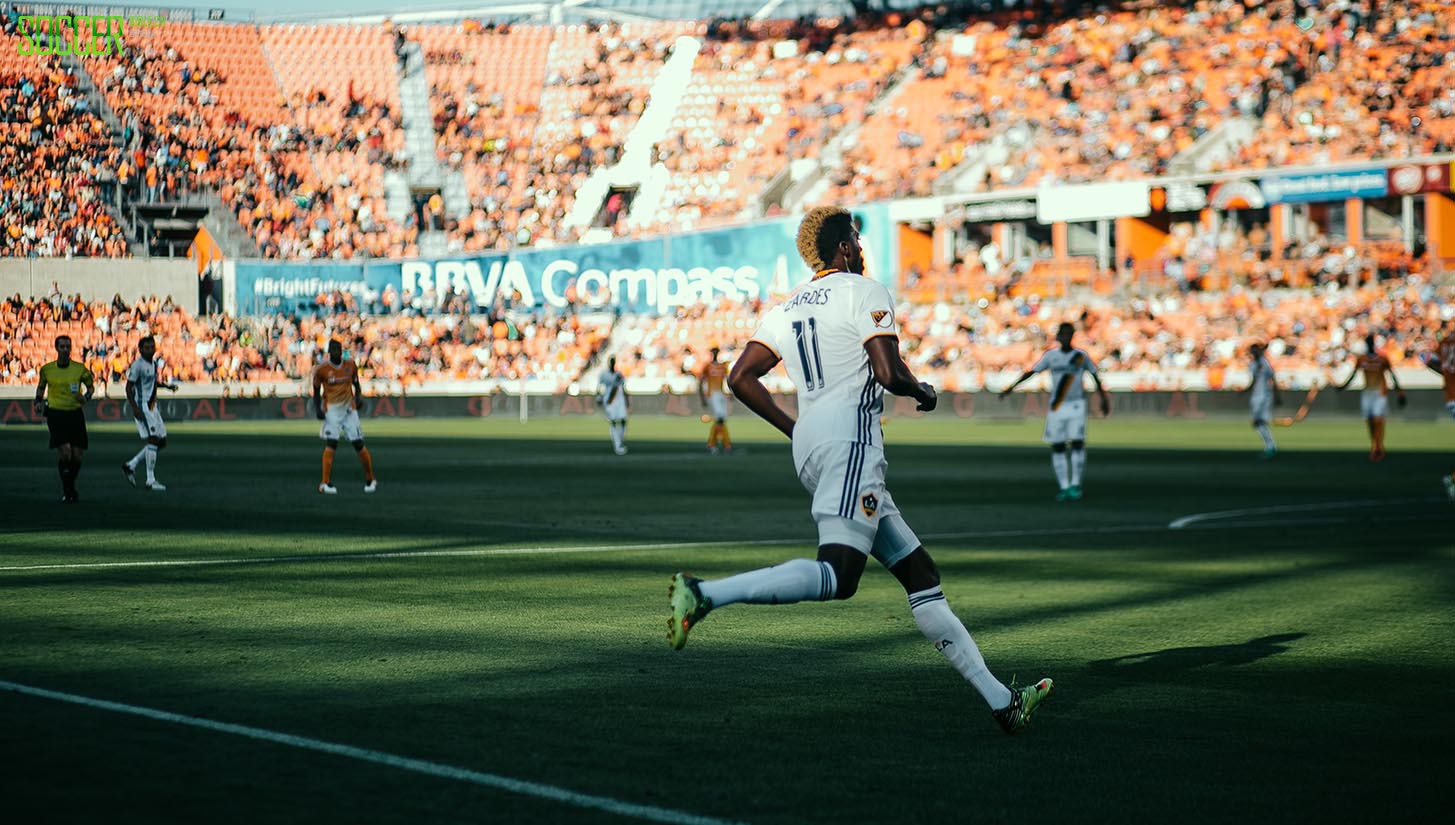 houston-v-la-framed-65