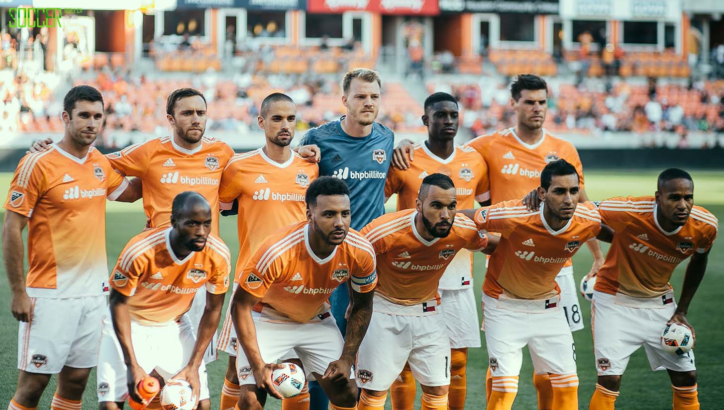 houston-v-la-framed-66