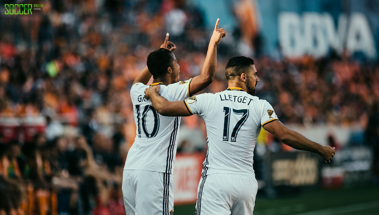 houston-v-la-framed-35