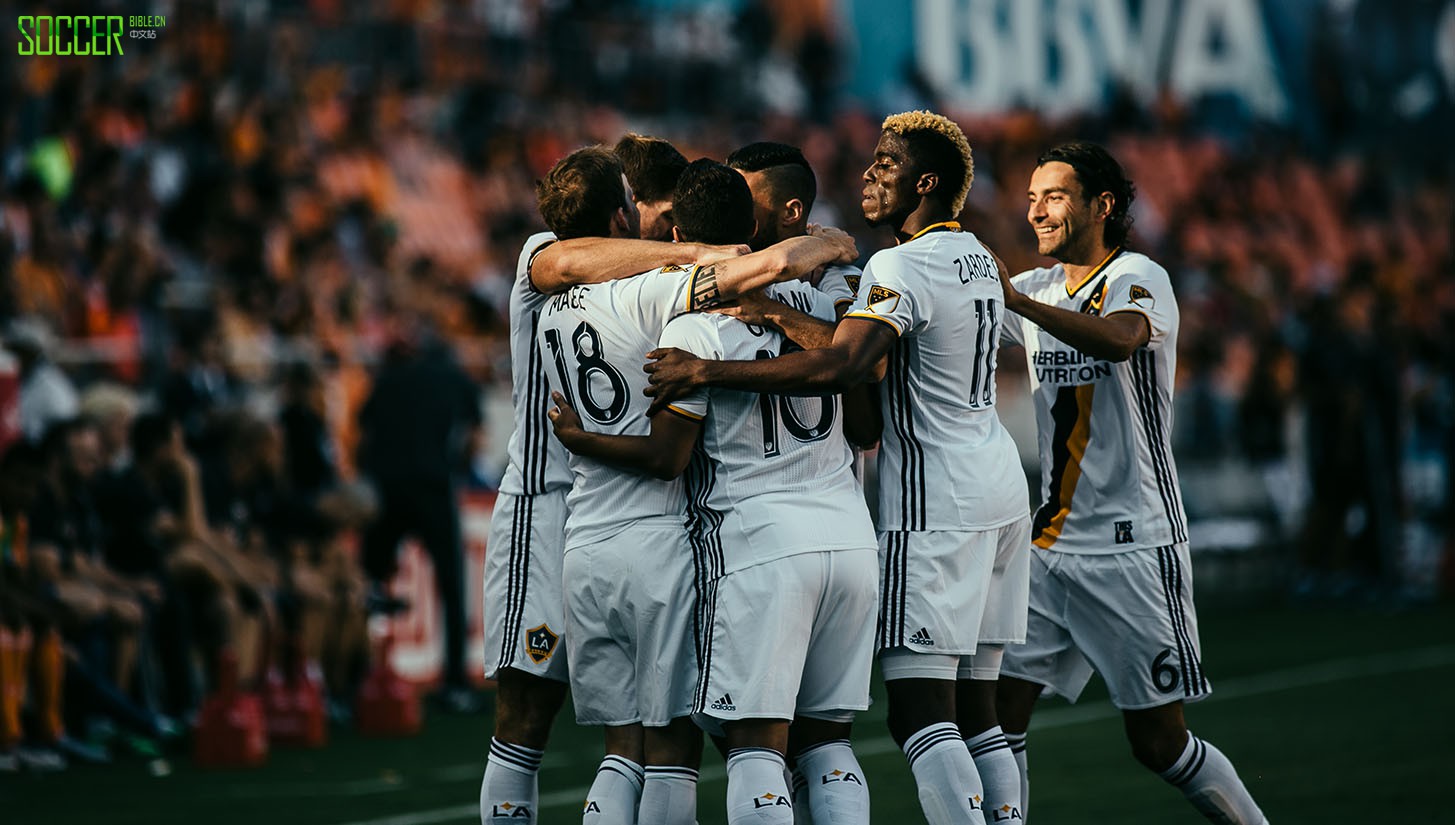 houston-v-la-framed-34