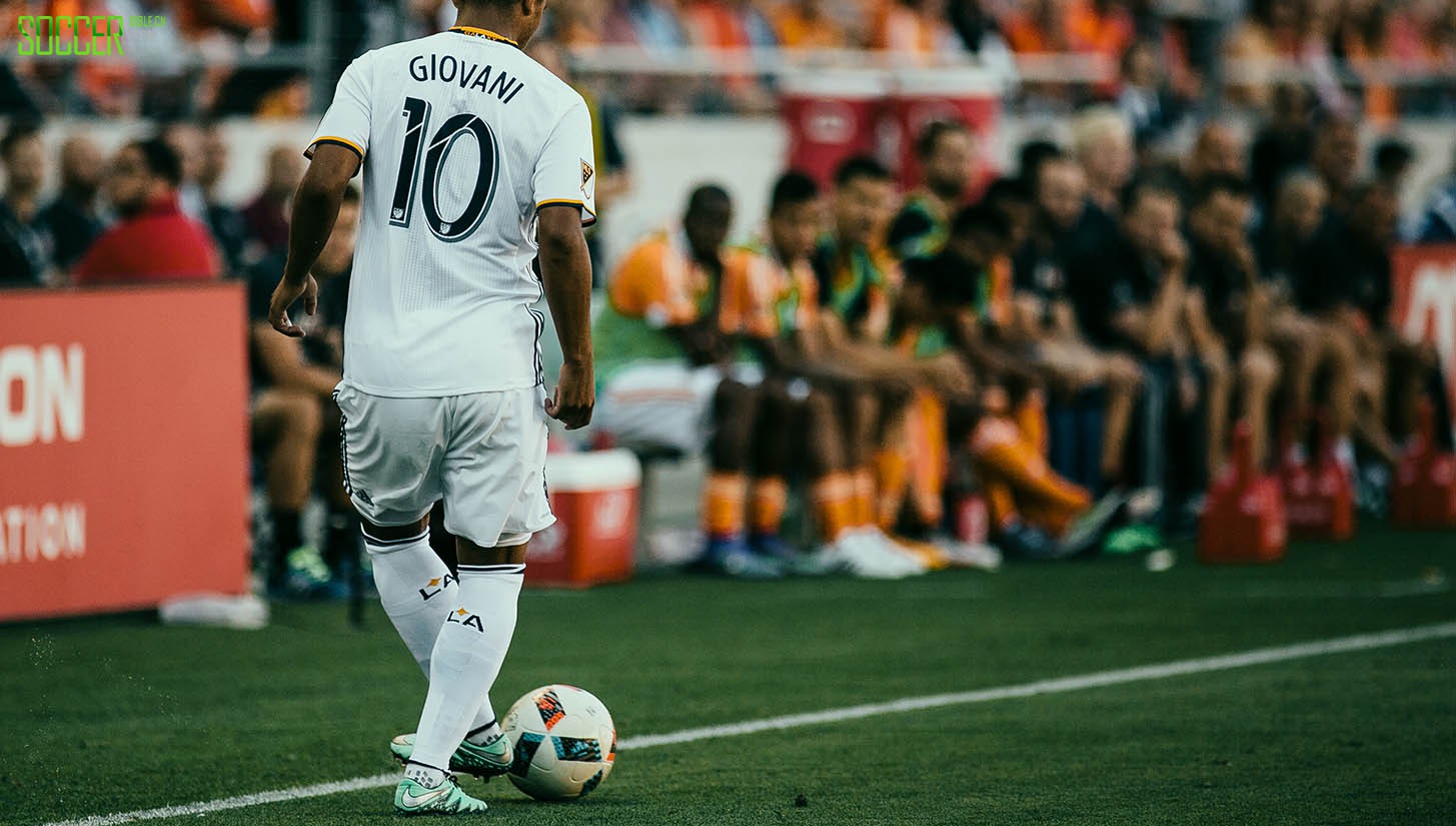 houston-v-la-framed-38