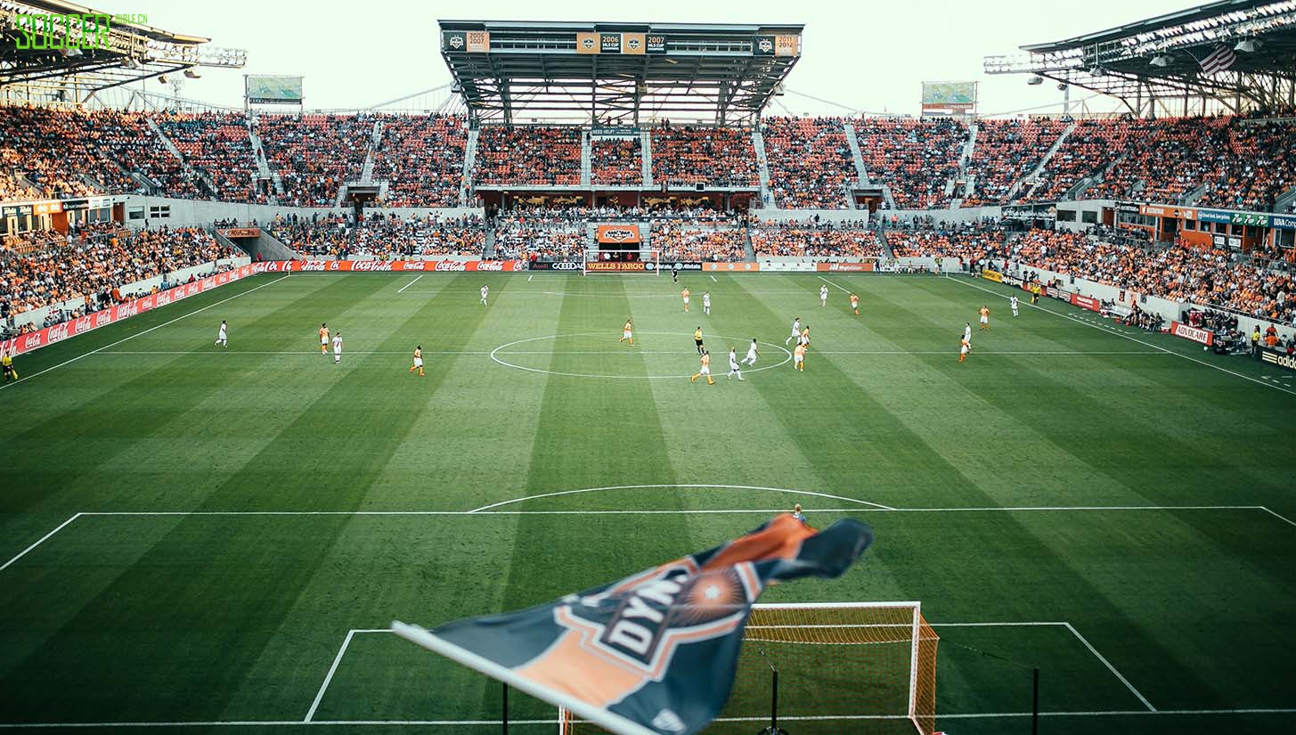 houston-v-la-framed-13