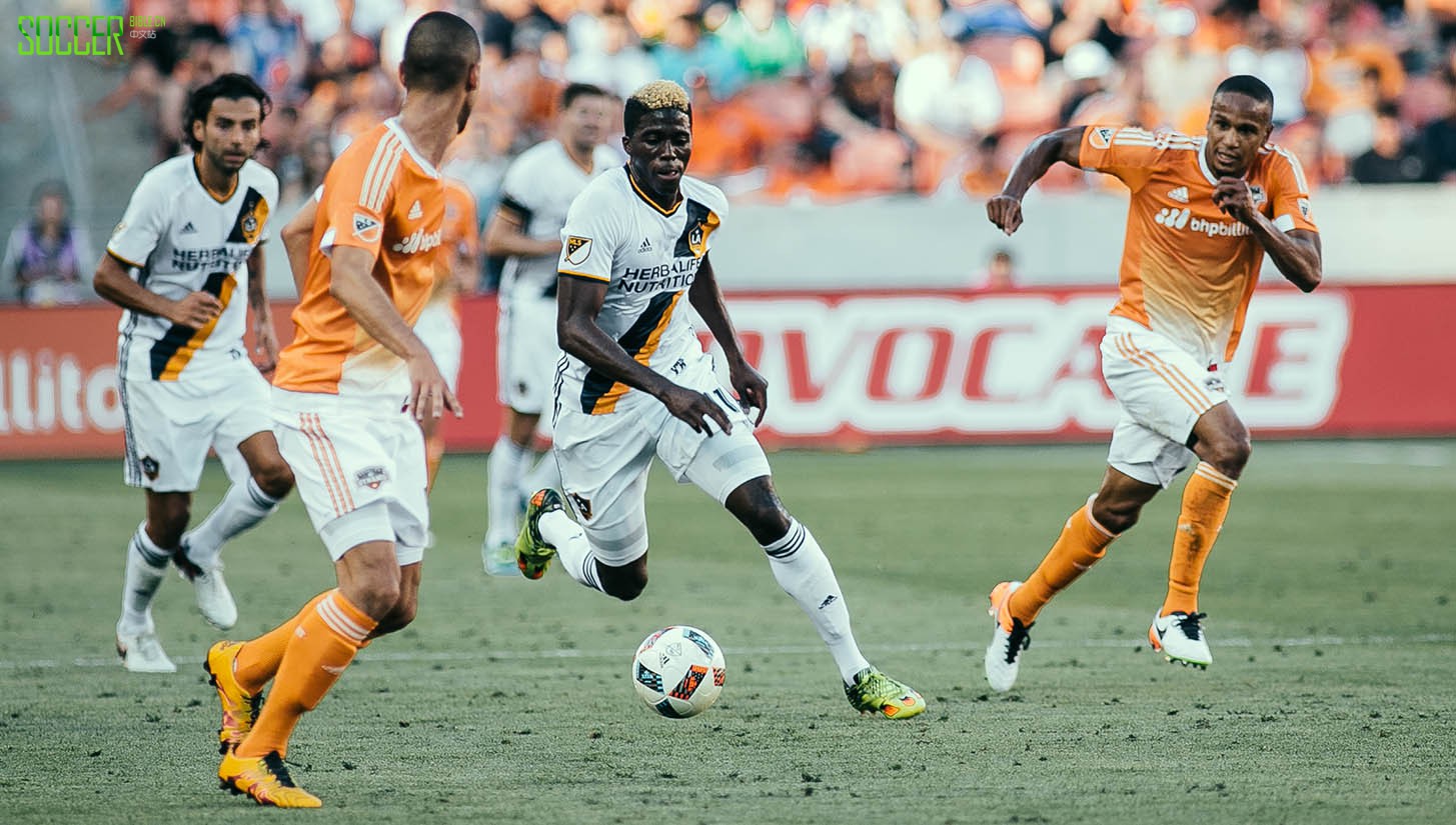 houston-v-la-framed-22