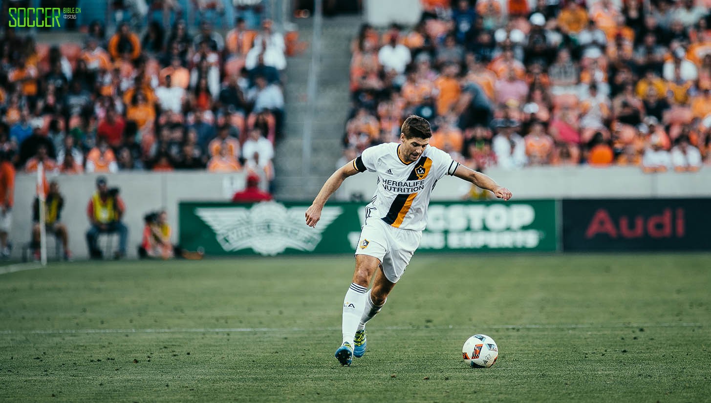 houston-v-la-framed-24