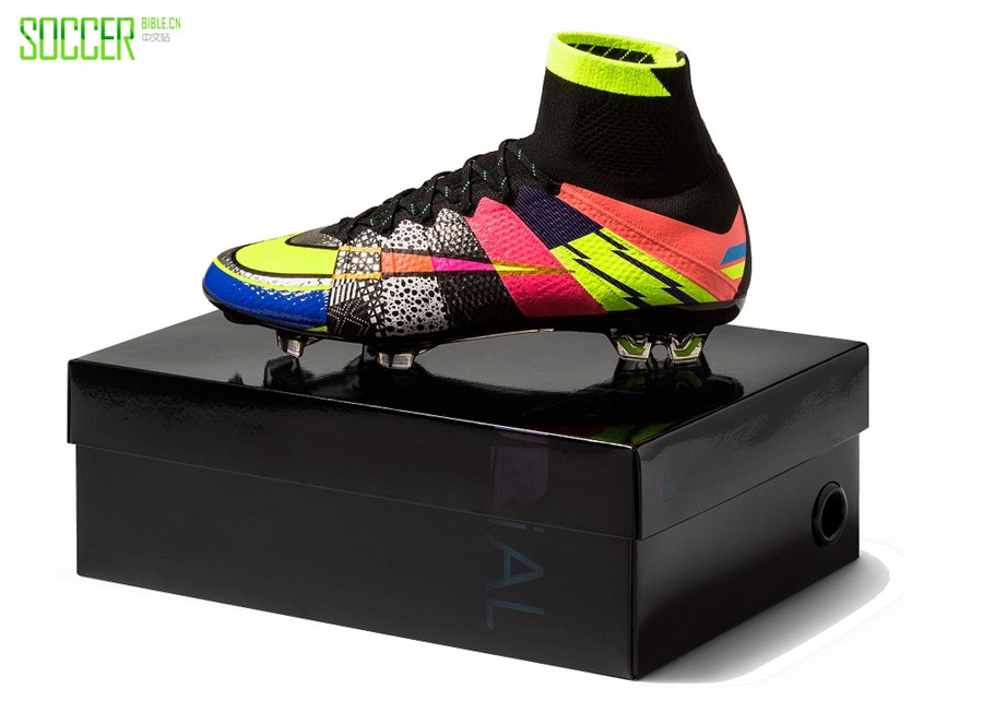 “What the Mercurial”足球鞋