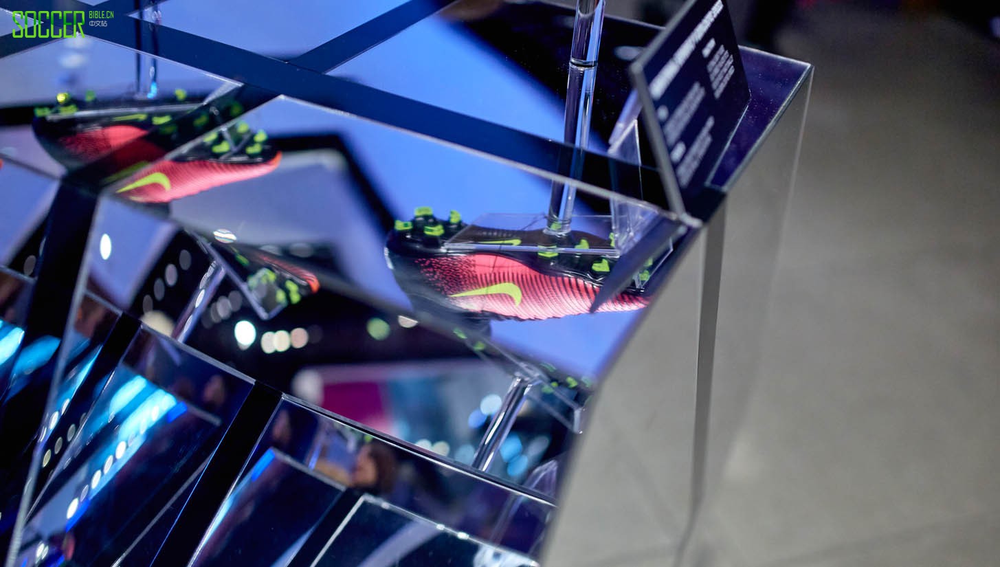 england-squad-niketown_0042_niketown-2